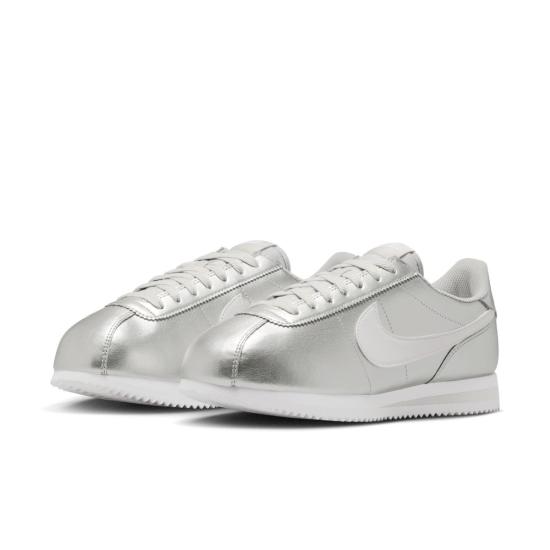  나이키 코르테즈 W IR0042 001 DOM - NIKE