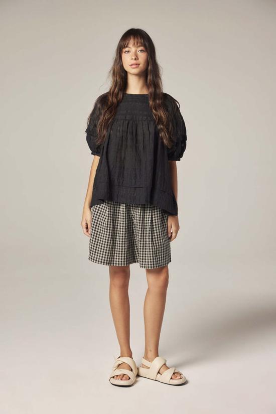  아멘테 블라우스 퍼프 슬리브 요크 탑 블랙 - AMENTE