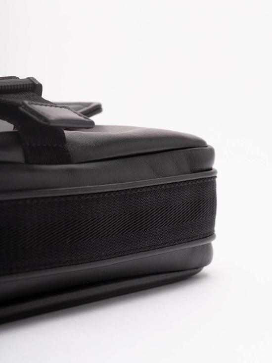 26SS 펜디 브리프케이스 7VA685AV8BF0SAJ Black - FENDI