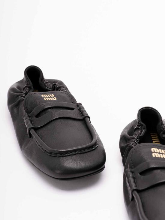 26SS 미우미우 로퍼 5D341EEFXFD005F0002 Black - MIU MIU