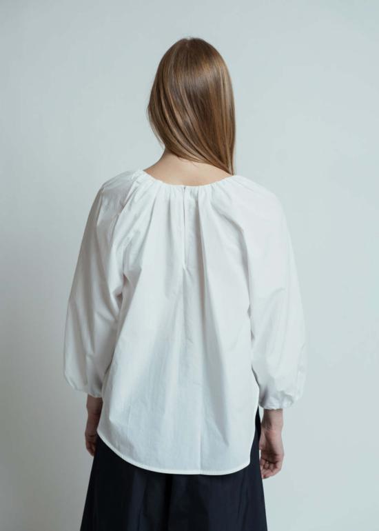  오디 탑 포플린 플라워 셔츠 화이트 - ODEEH