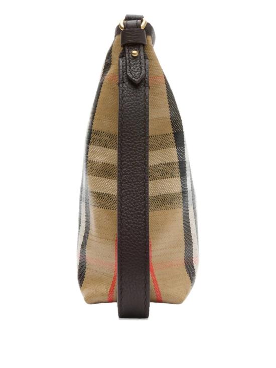 26SS 버버리 하이랜드 파우치 8120721 X Sand - BURBERRY