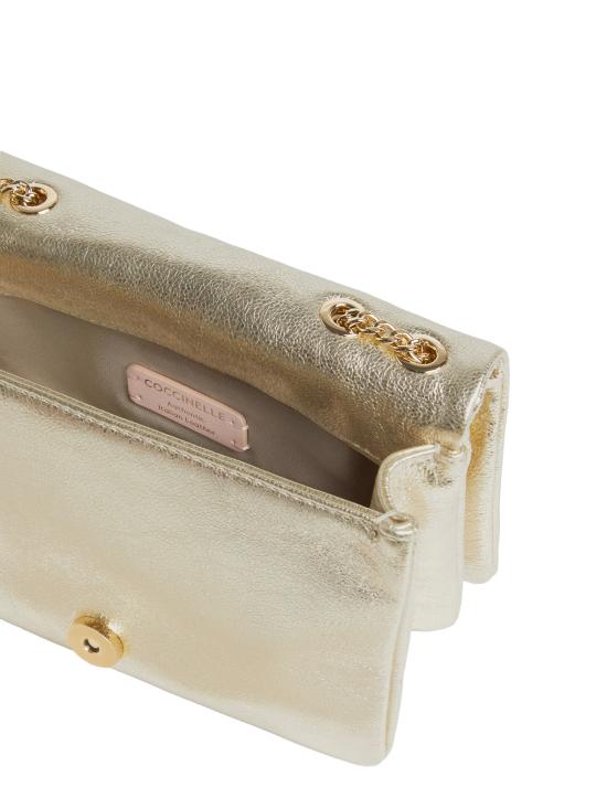 26SS 코치넬리 가방 E5SS5520101 J84 Pale gold - COCCINELLE