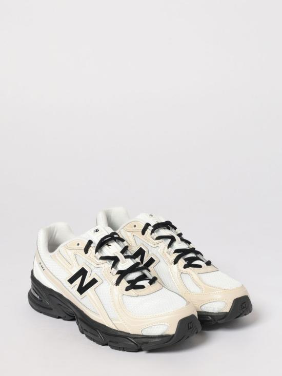 26SS 뉴발란스 740 스니커즈 U7404OO Beige - NEW BALANCE