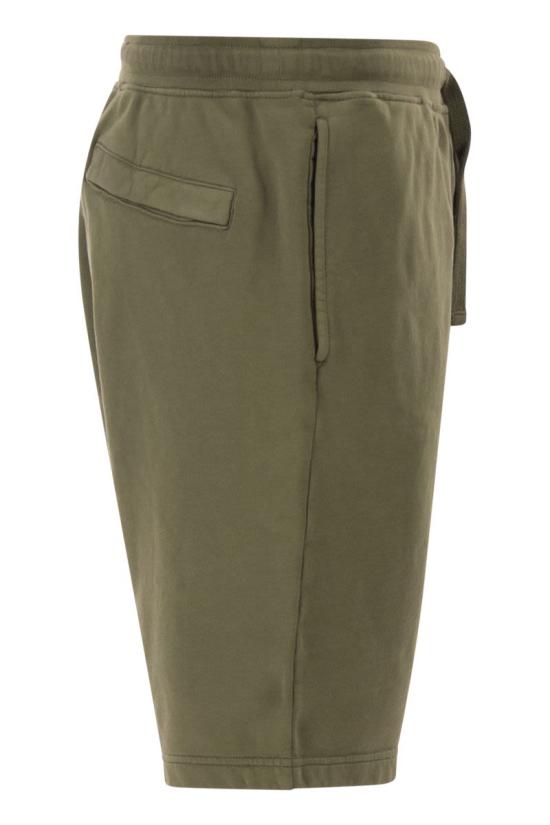 26SS 스톤 아일랜드 숏팬츠 L1S156200011S0051V005G MILITARY GREEN DOM - STONE ISLAND