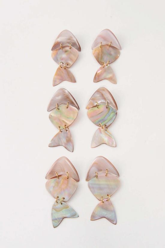  누데이 이어링 정오의 조개 귀걸이 무지개빛 - NOONDAY