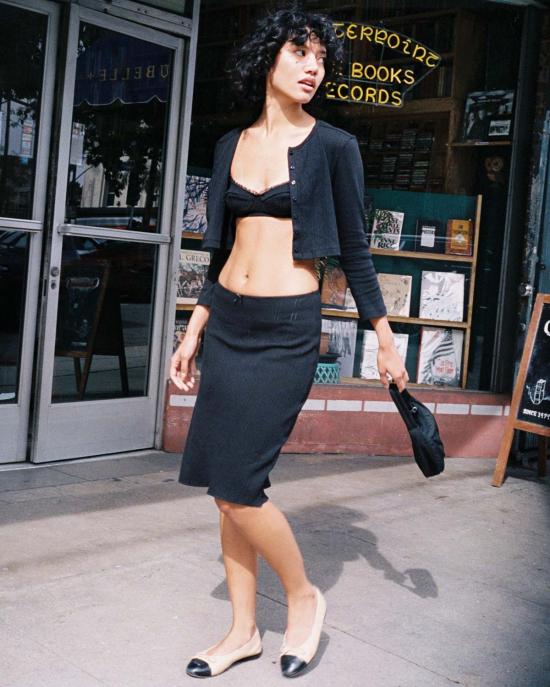  쿠쿠 인티메이트 미디 스커트 쿠쿠 인티메이츠 미디 슬립 스커트 블랙