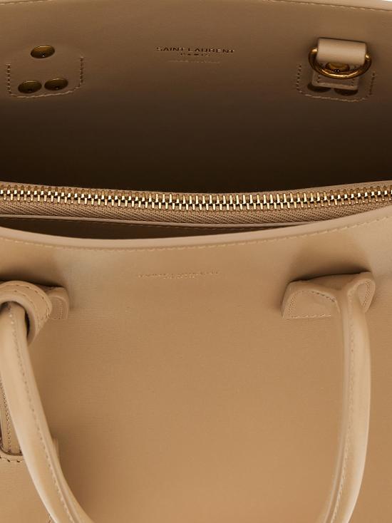 26SS 생로랑 스무스 레더 삭 드 주르 베이비백 42186302G9W9295 Beige - SAINT LAURENT