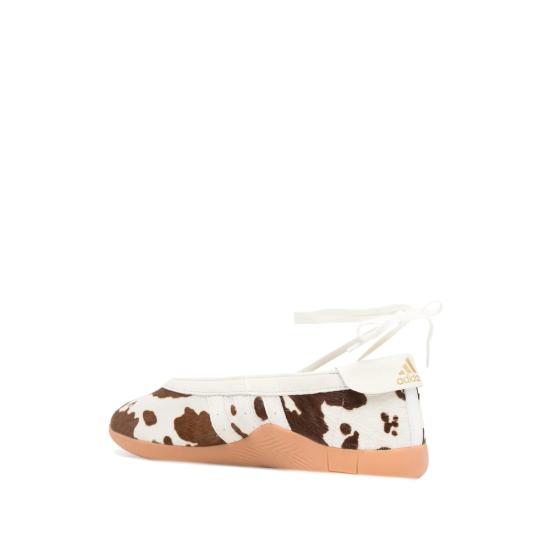 26SS 아디다스 스니커즈 KJ0229 WHITE BROWN - ADIDAS