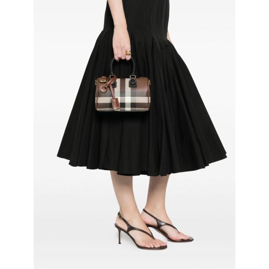 26SS 버버리 토트백 8112226 MN BOWLING A8900 BROWN BLACK - BURBERRY