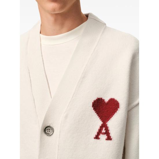26SS 아미 하트 로고 인타르시아 V넥 가디건 UKC367 018 154 NEUTRALS - AMI