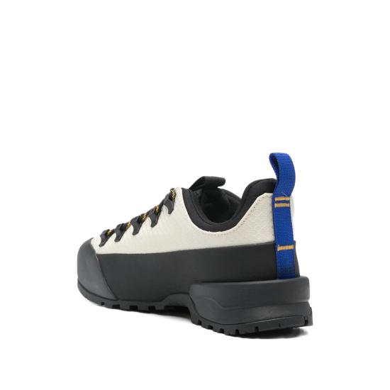 26SS 노스페이스 스니커즈 NF0A8DAPGIY1 NEUTRALS BLACK - NORTH FACE