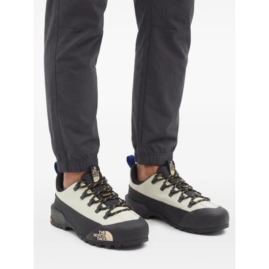 26SS 노스페이스 스니커즈 NF0A8DAPGIY1 NEUTRALS BLACK - NORTH FACE