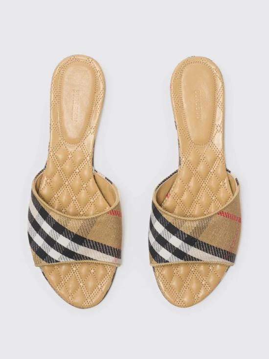 26SS 버버리 체크 패치 슬라이드 8119528 Nude - BURBERRY