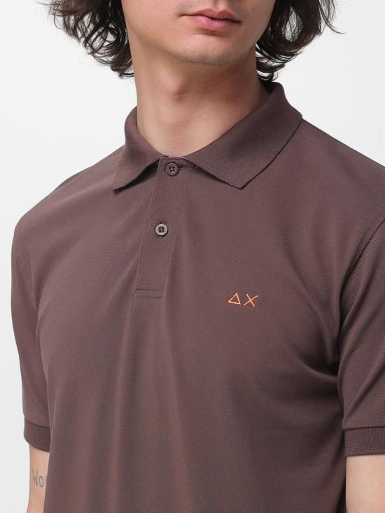 26SS 썬 68 폴로 티셔츠 A36115 08 Brown - SUN 68