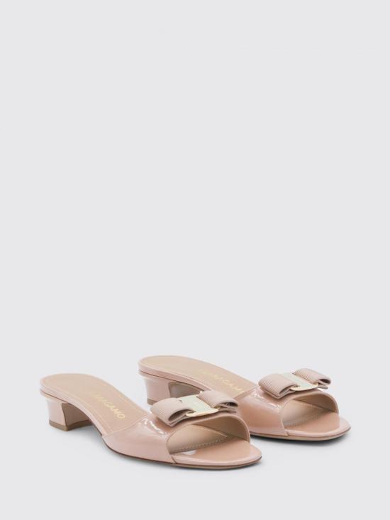 26SS 살바토레 페라가모 힐/펌프스 01L415 790900 003 Nude - SALVATORE FERRAGAMO