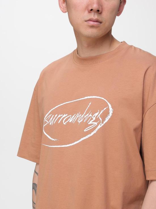 26SS 에뛰드스튜디오 반팔 티셔츠 E26MMTSH134 63 Camel - ETUDES