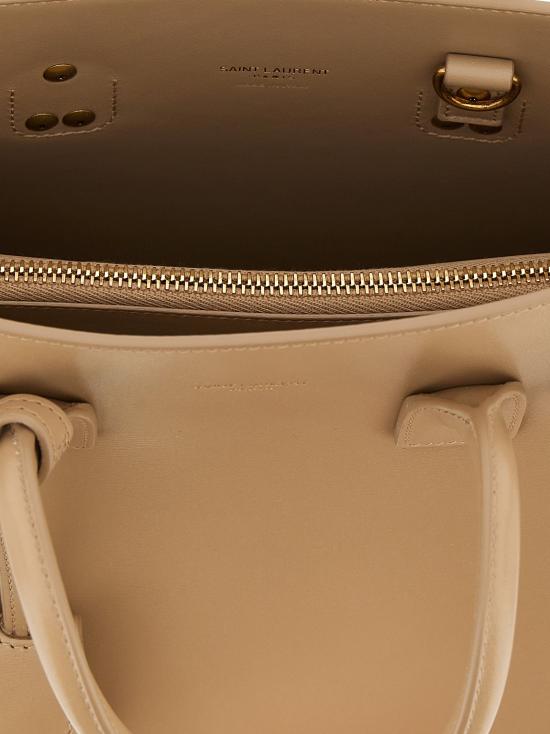 26SS 생로랑 스무스 레더 삭 드 주르 베이비백 42186302G9W9295 - SAINT LAURENT