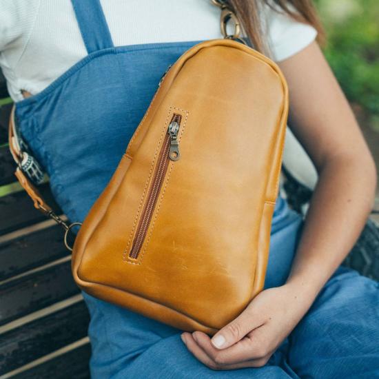  수티사나 USA 백팩 수티 사나 우사 슬링 크로스바디 - SUTISANA USA