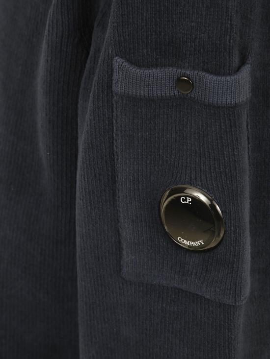 26SS 씨피 컴퍼니 코튼 셔닐 렌즈 스웨터 20CMKN091A005687G 889 MIDNIGHT NAVY - C.P. COMPANY