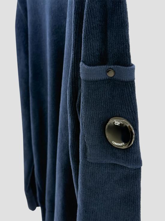 26SS 씨피 컴퍼니 코튼 셔닐 렌즈 스웨터 20CMKN091A005687G 889 MIDNIGHT NAVY - C.P. COMPANY