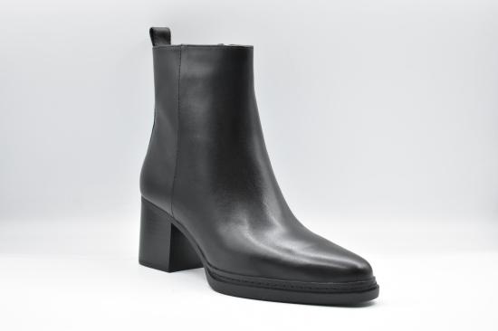 25FW 마이클 코어스 로퍼 4OF5LXME5L LEX BOOTIE BLACK - MICHAEL KORS