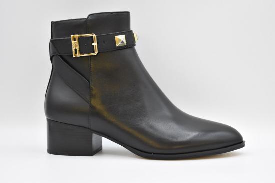  마이클 코어스 로퍼 40T1BTMB7L001 BRITTON ANKLE BOOT NERO BLACK