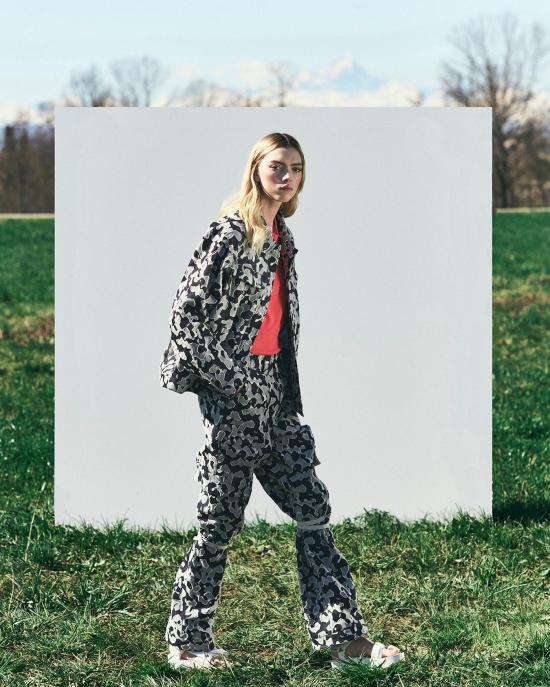  타카투르나 스트레이트 팬츠 24 2 3052 0149 MIDNIGHT BLACK GREY - TAKATURNA