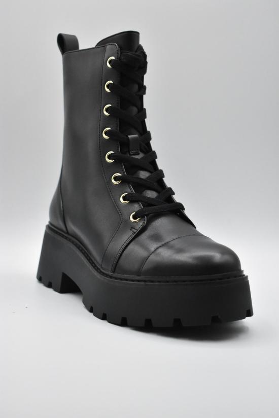  마이클 코어스 로퍼 4OT4BKFE6L BLAKE BOOTIE BLACK