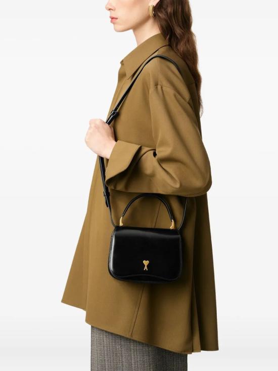 26SS 아미 스몰 하트 로고 글레이즈드 레더 파리 탑 핸들 백 ULL718 AL0139 001 BLACK - AMI