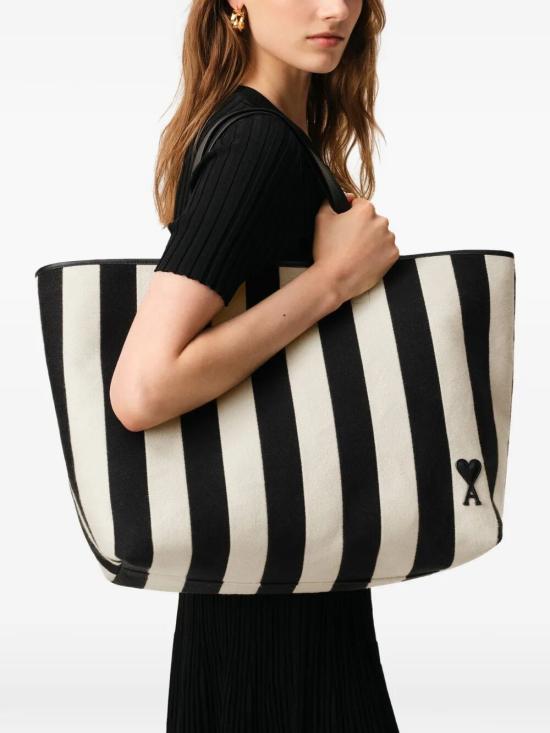 26SS 아미 드 꾀르 쇼퍼 백 ULL733 AW0026 1360 WHITE CREAM BLACK - AMI