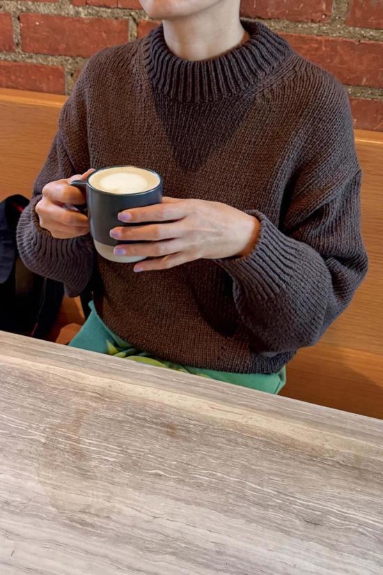  르 본 숍 스웨터 르봉숍 조이 코튼  브라운 - Le Bon Shoppe