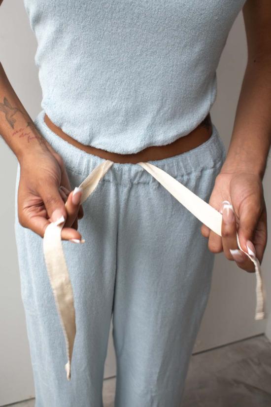  at Dawn. 스트레이트 팬츠 새벽에. 테리 소재의 허리끈 조절형 와이드 팬츠 - OTHER BRANDS