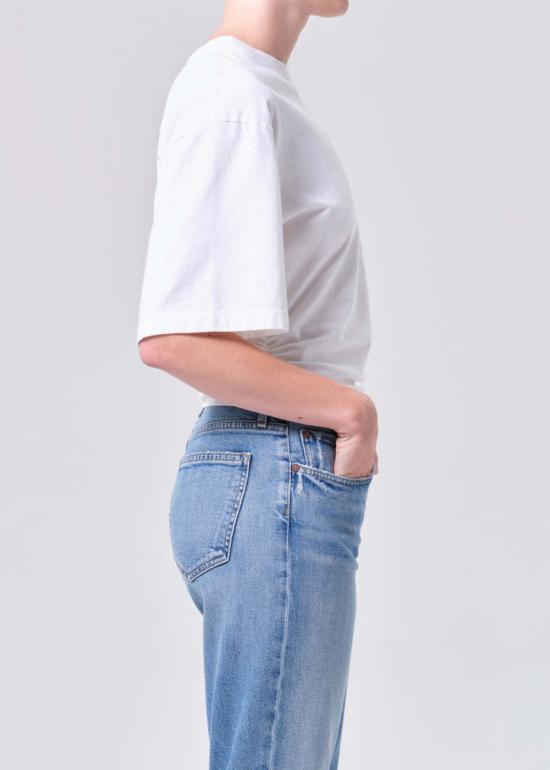  에이골디 반팔 티셔츠 아골데 샤리 티 - AGOLDE