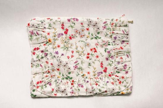  [키즈] Piper&Cloth 크로스백 Wildflower Waltz Timeless Floral Ruffle Zipper 파우치 - PIPER&CLOTH