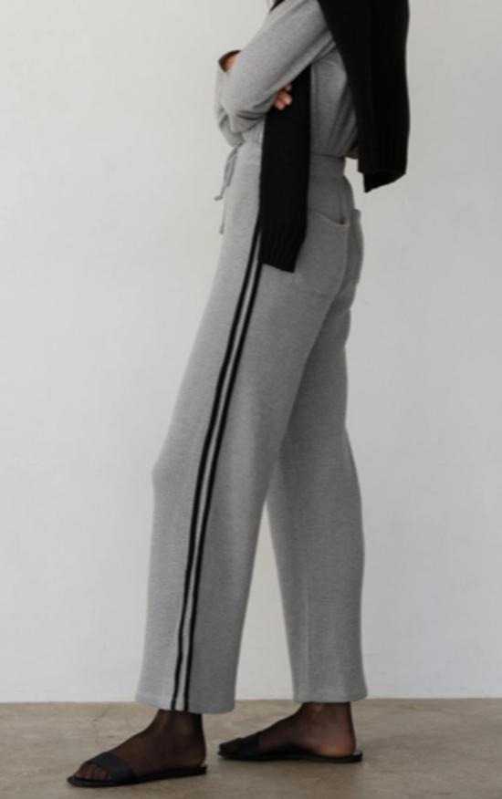  도니 크롭 팬츠 써멀 크롭 스트라이프 팬츠 - DONNI.