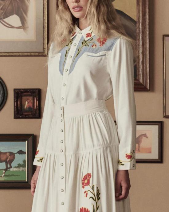  더 그레이트 탑 . 자수 웨스턴 셔츠 크림/샴브레이 믹스 멀티 - THE GREAT