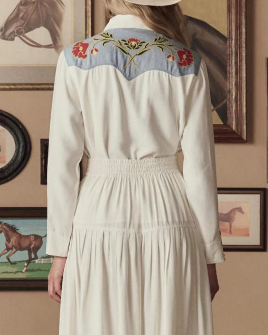  더 그레이트 탑 . 자수 웨스턴 셔츠 크림/샴브레이 믹스 멀티 - THE GREAT