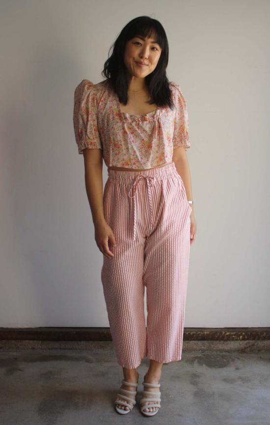  머틀 블라우스 신디 크롭  카네이션 - MYRTLE