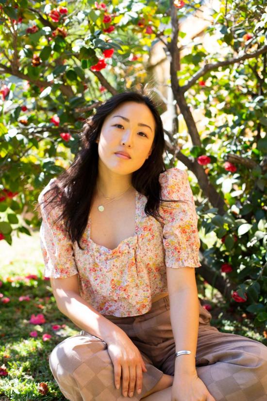  머틀 블라우스 신디 크롭  카네이션 - MYRTLE