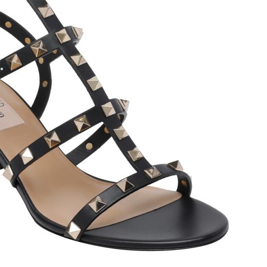  발렌티노 가라바니 샌들 락스터드 펌프  블랙 - VALENTINO GARAVANI