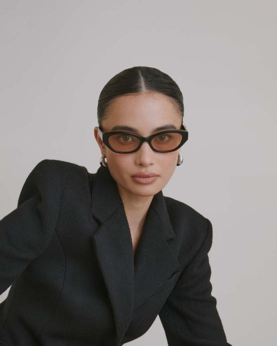  엘리사 존슨 안경 다니 선글라스