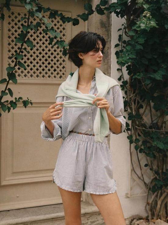  Trovata Birds of Paradise 탑 트로바타 버드 오브 파라다이스 블레이크 오버사이즈 셔츠