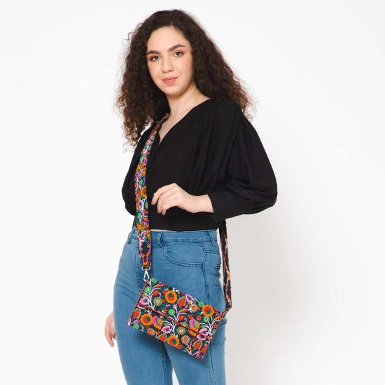  Vismaya 액세서리 비스마야 플로럴 자수 스트랩 블랙 - OTHER BRANDS