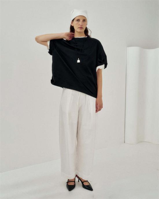  사야카 다비스 뉴욕 반팔 티셔츠 사야카 데이비스 뉴욕 오버사이즈 트위스트 슬리브 티셔츠 - SAYAKA DAVIS NEW YORK