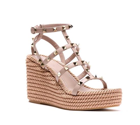  발렌티노 가라바니 샌들 락스터드 웨지  핑크 - VALENTINO GARAVANI