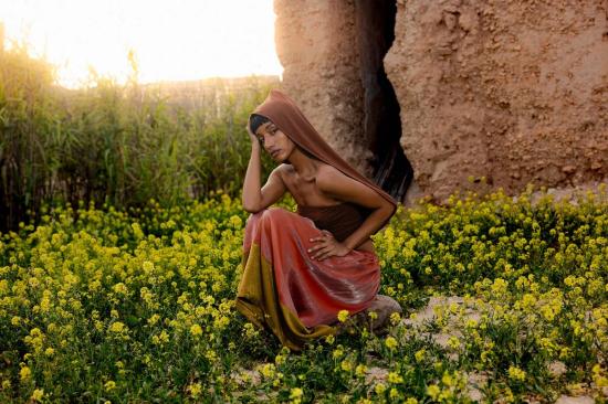  Hanan Sharifa 스트레이트 팬츠 하난 샤리파 가든 앰버 팬츠