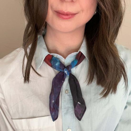  비스마야 머플러/스카프 콜레트 밀러 이웃 사랑 반다나 블루 레드 - VISMAYA