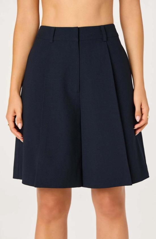  아스트라 더 라벨 숏팬츠 Astr The Label Quillie 플리츠 버뮤다 쇼츠 - ASTR The Label