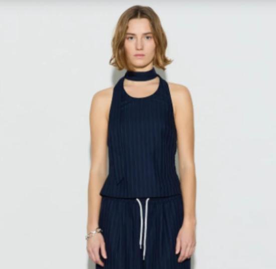  호스비에르그 블라우스 비키 탑